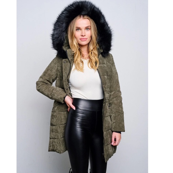 "The Trena" Olive Zip Up Removable Hood Puffer Coat - Picture 1 of 4